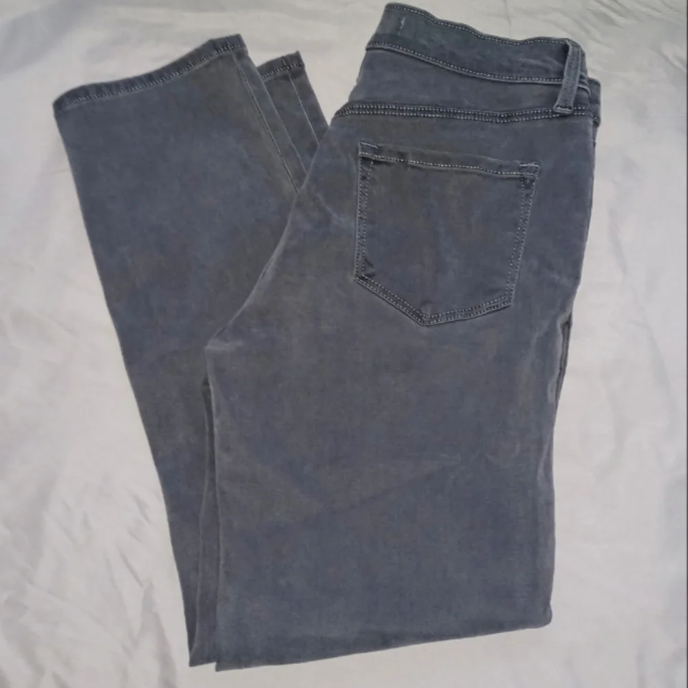 NWOT J Brand High Rise Crop Cigarette Jeans - Picture 5 of 8